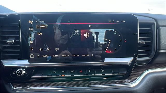 Used 2023 GMC Sierra 1500 SLE image 26