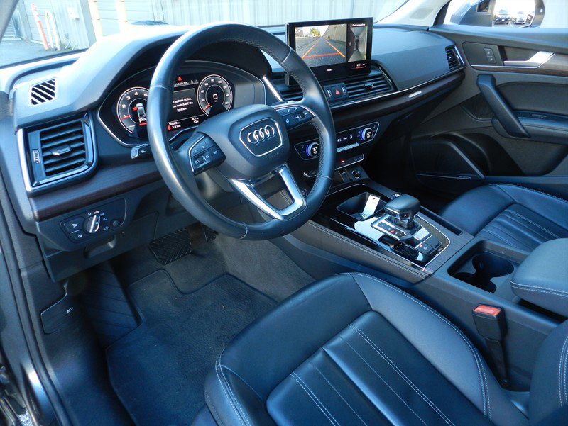Used 2023 Audi Q5 2.0T Premium Plus w/ Premium Plus Package AWD/4WD image 14