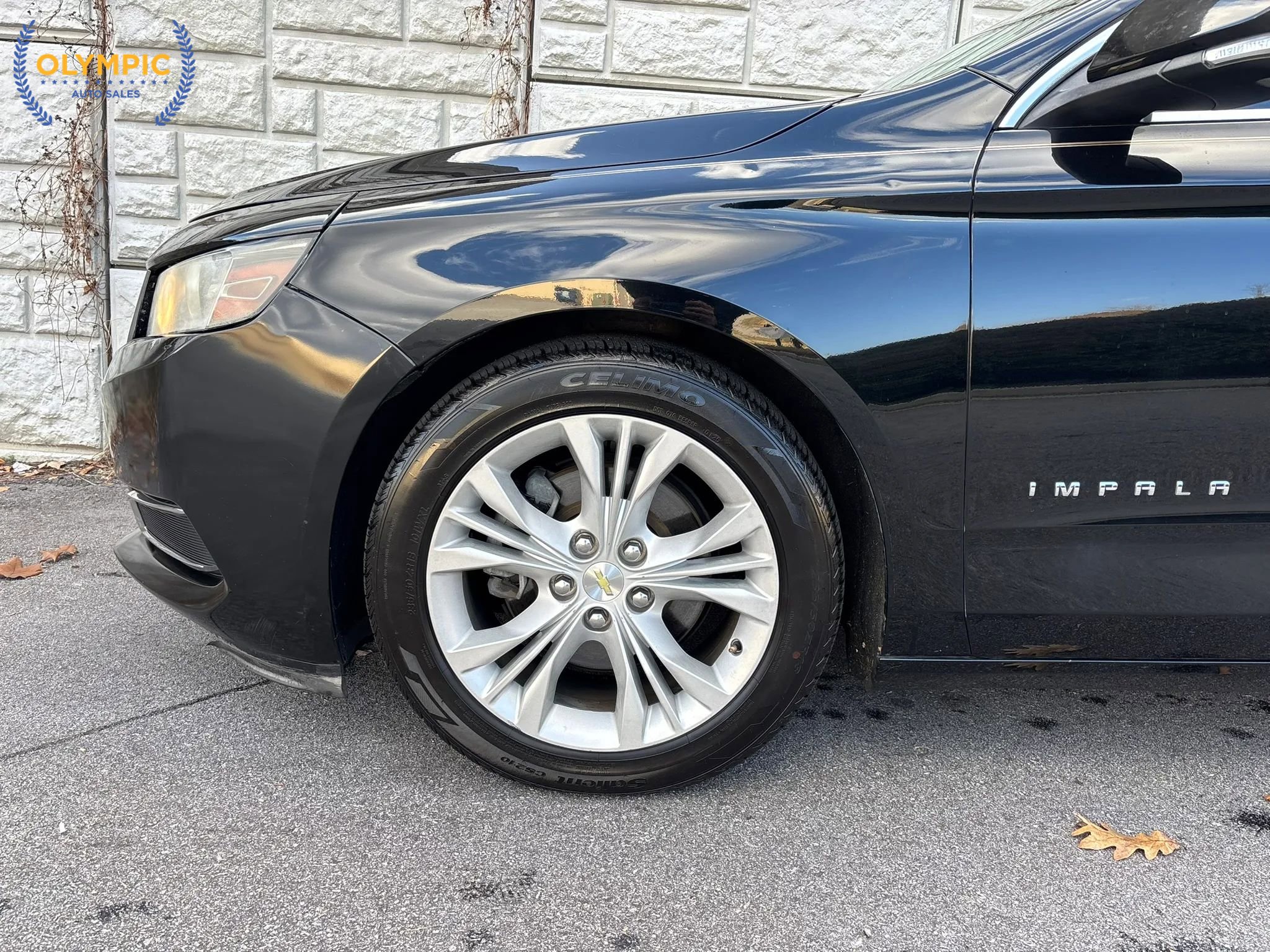 Used 2014 Chevrolet Impala LT w/ Convenience Package image 9