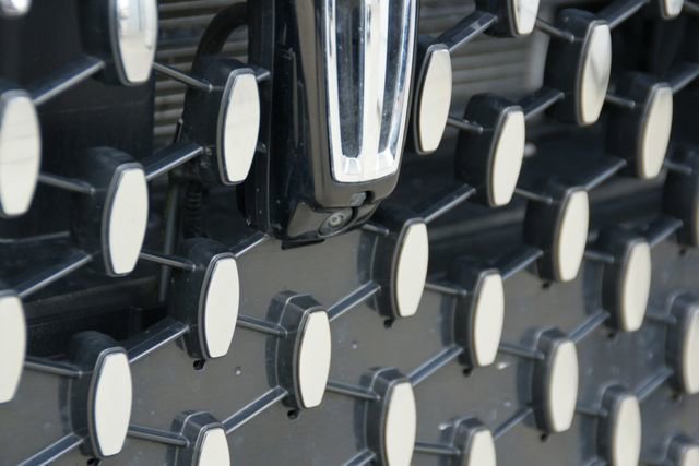 Used 2024 Lincoln Corsair Reserve w/ Equipment Group 201A FWD image 8