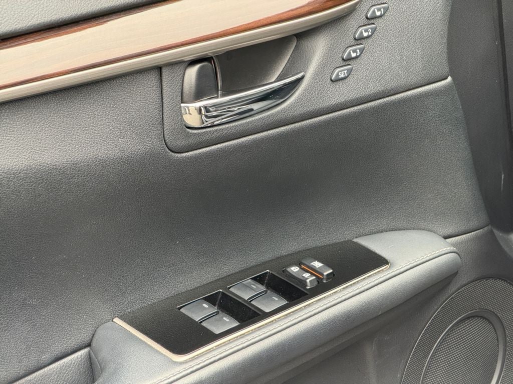 Used 2016 Lexus ES 350 w/ Navigation System Package FWD image 21