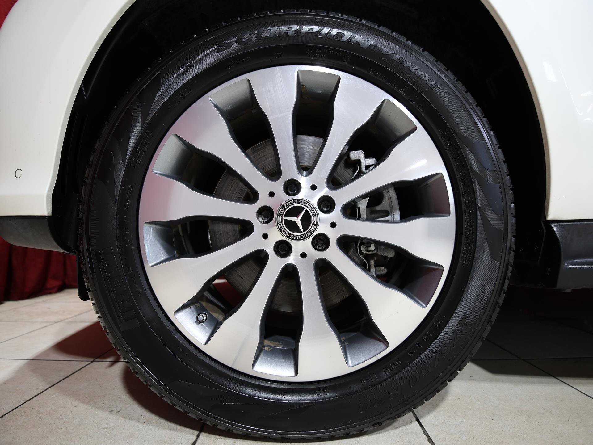 Used 2019 Mercedes-Benz GLS 450 4MATIC image 7