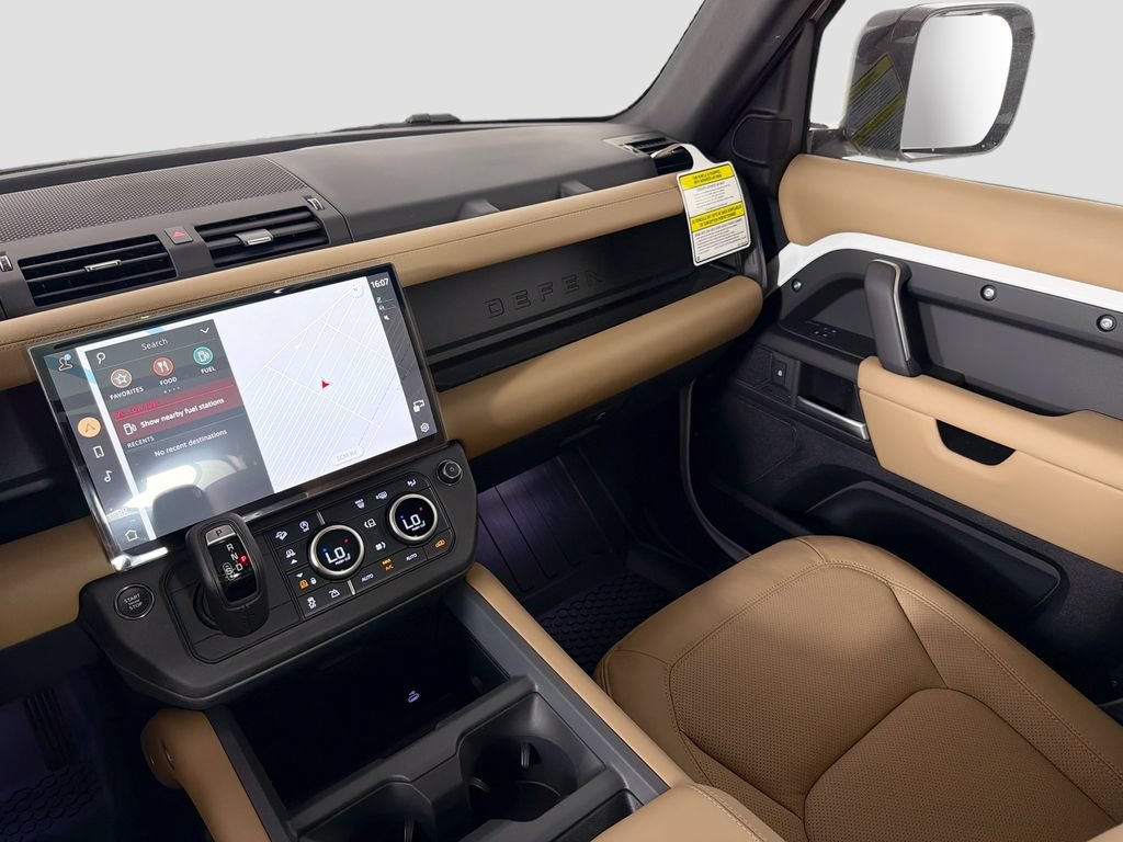 New 2026 Land Rover Defender 130 X-Dynamic SE AWD/4WD image 25