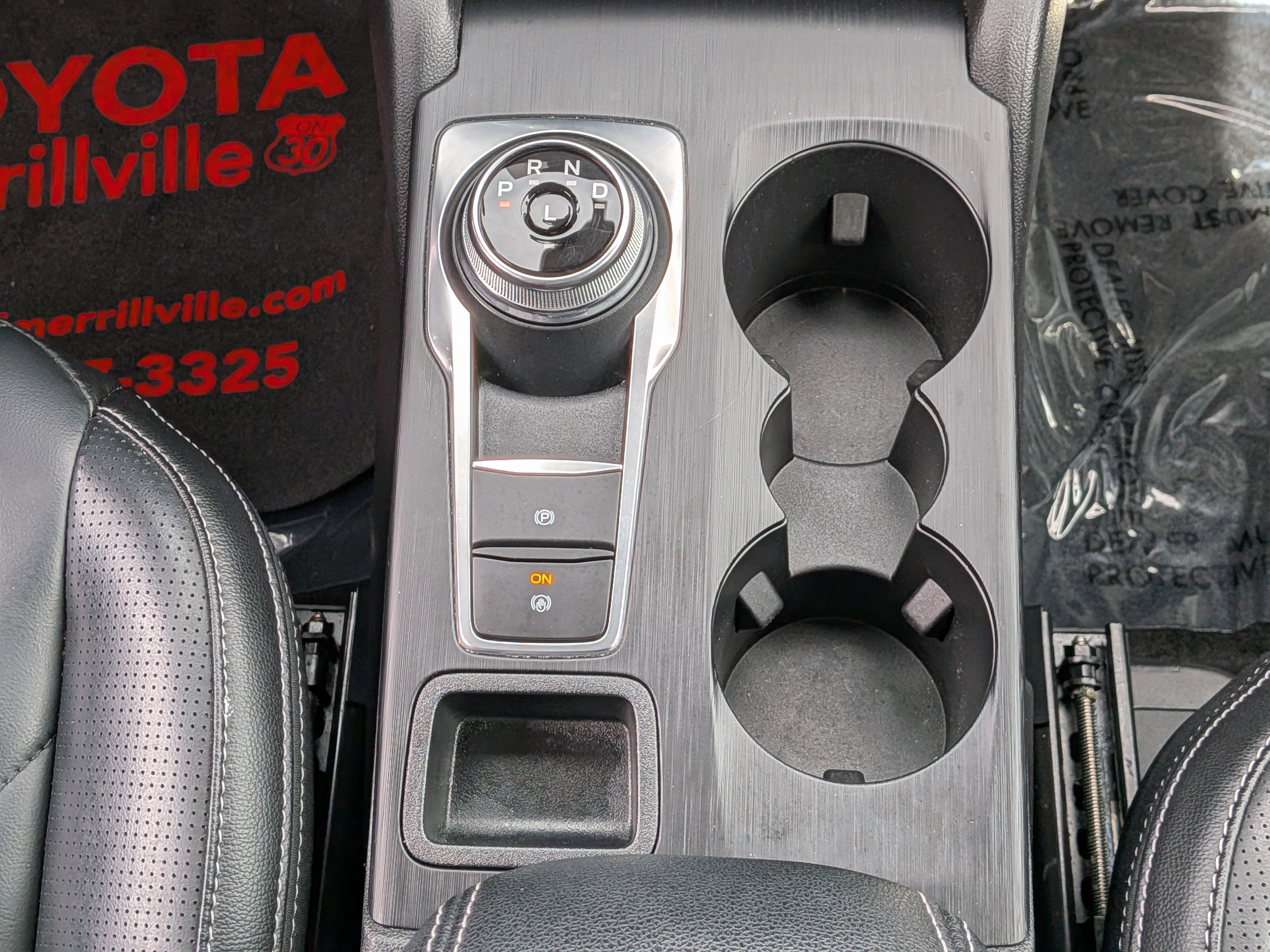 Used 2025 Ford Escape SE w/ PHEV Premium Package FWD image 33
