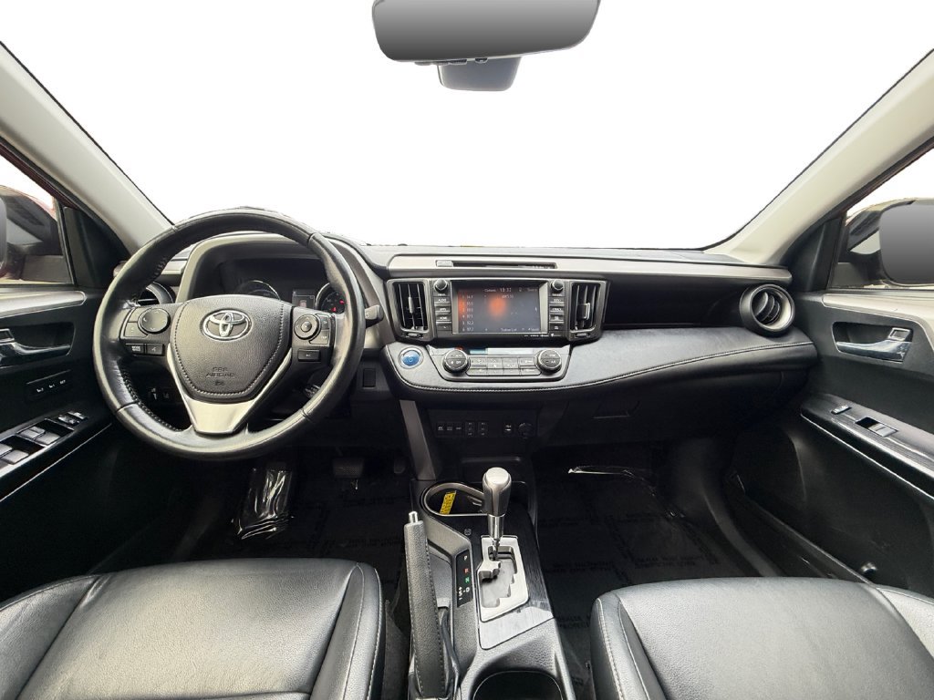 Used 2018 Toyota RAV4 Limited AWD/4WD image 14