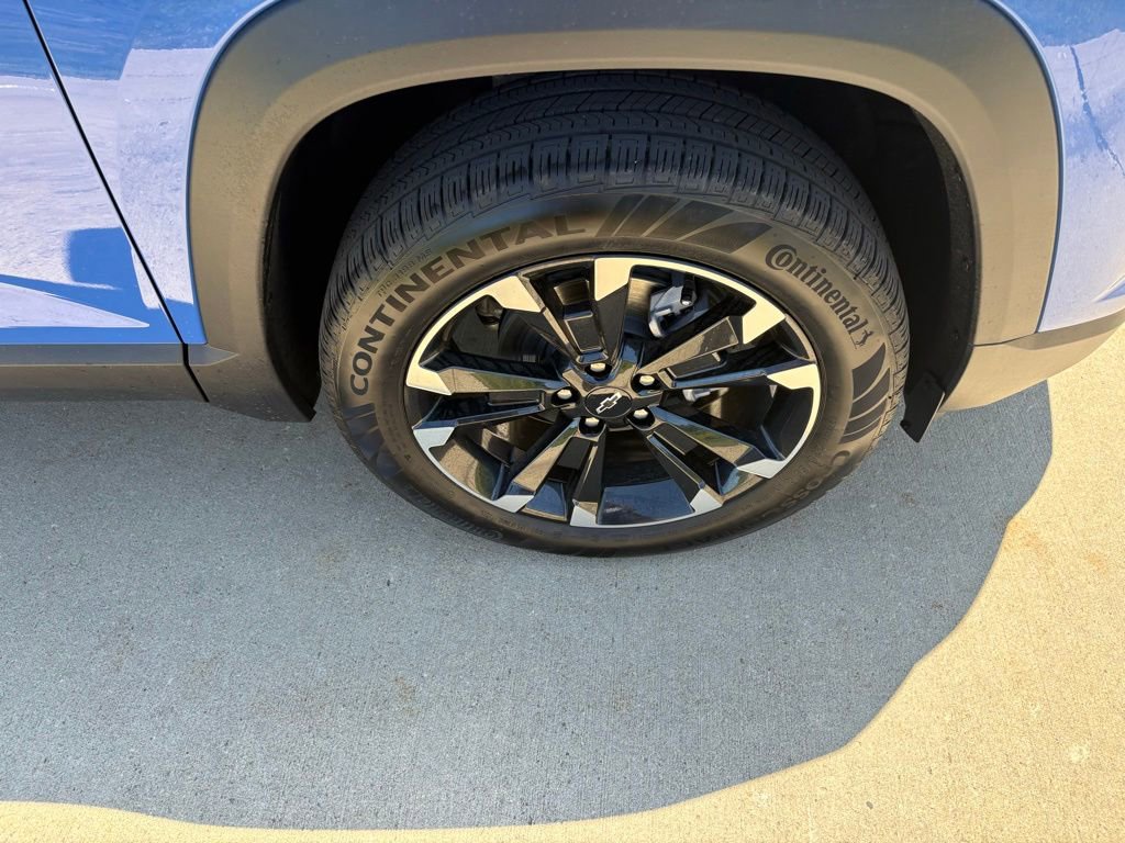 New 2026 Chevrolet Equinox RS w/ LPO, Floor Liner Package FWD image 53