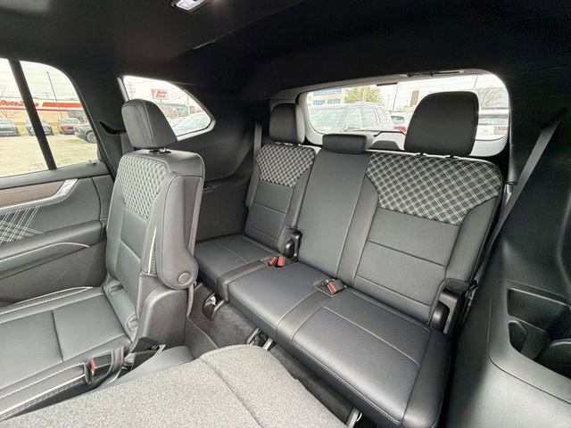 New 2026 GMC Acadia Denali w/ Super Cruise Package image 21