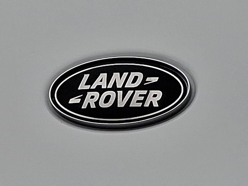 New 2026 Land Rover Discovery Sport Landmark AWD/4WD image 18