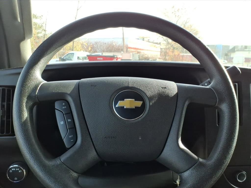 Used 2022 Chevrolet Express 2500 w/ Driver Convenience Package image 23