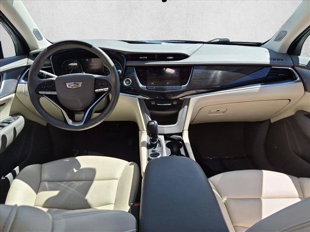 Used 2023 Cadillac XT6 Premium Luxury w/ Technology Package AWD/4WD image 19
