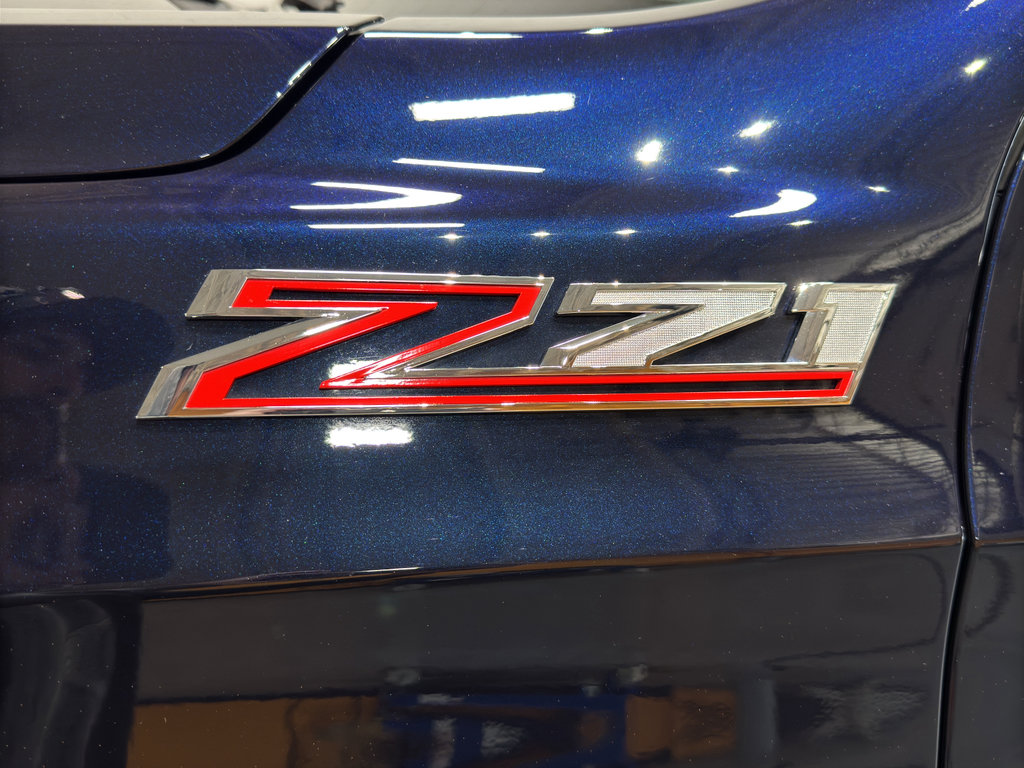 Used 2024 Chevrolet Suburban Z71 w/ Luxury Package AWD/4WD image 10