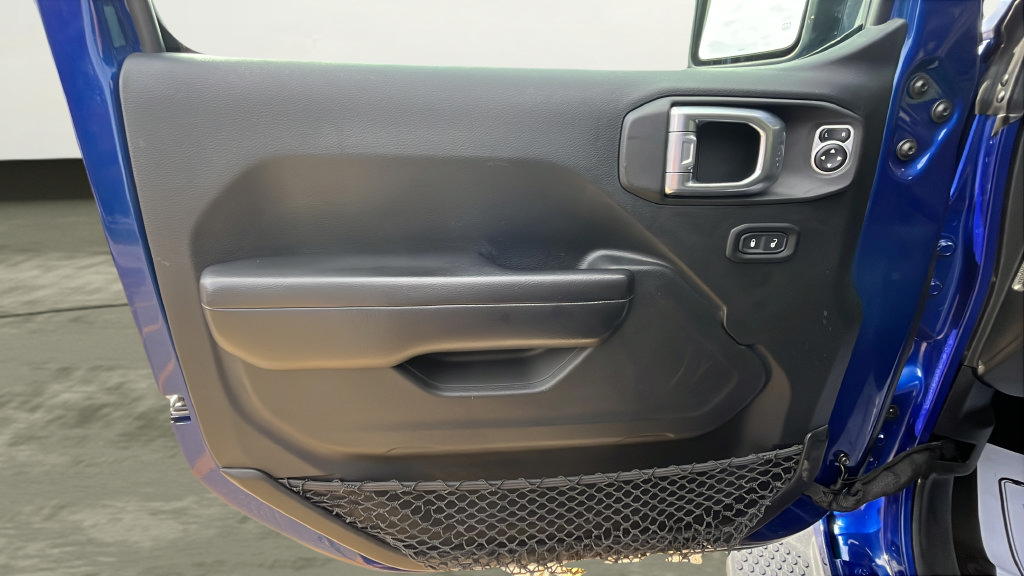 Used 2019 Jeep Wrangler Unlimited Sport S AWD/4WD image 16