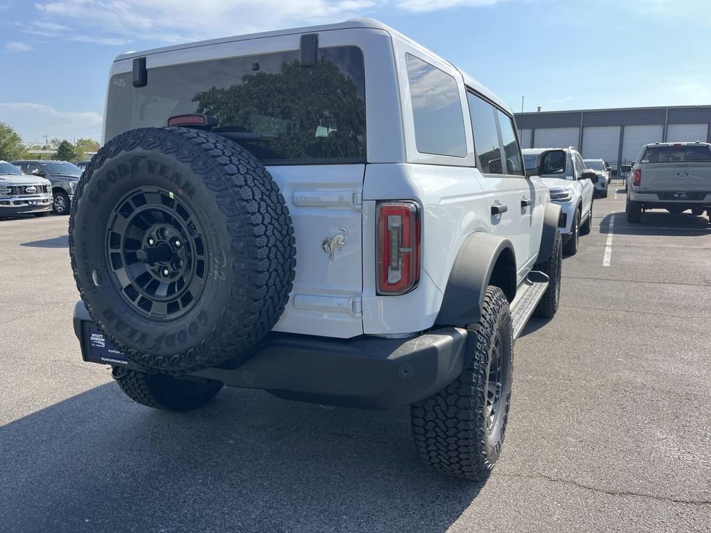 New 2026 Ford Bronco Outer Banks w/ Sasquatch Package AWD/4WD image 3
