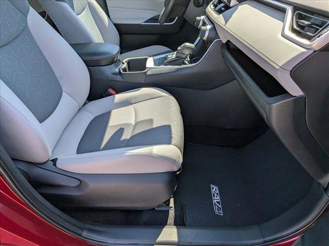 Used 2025 Toyota RAV4 XLE image 21
