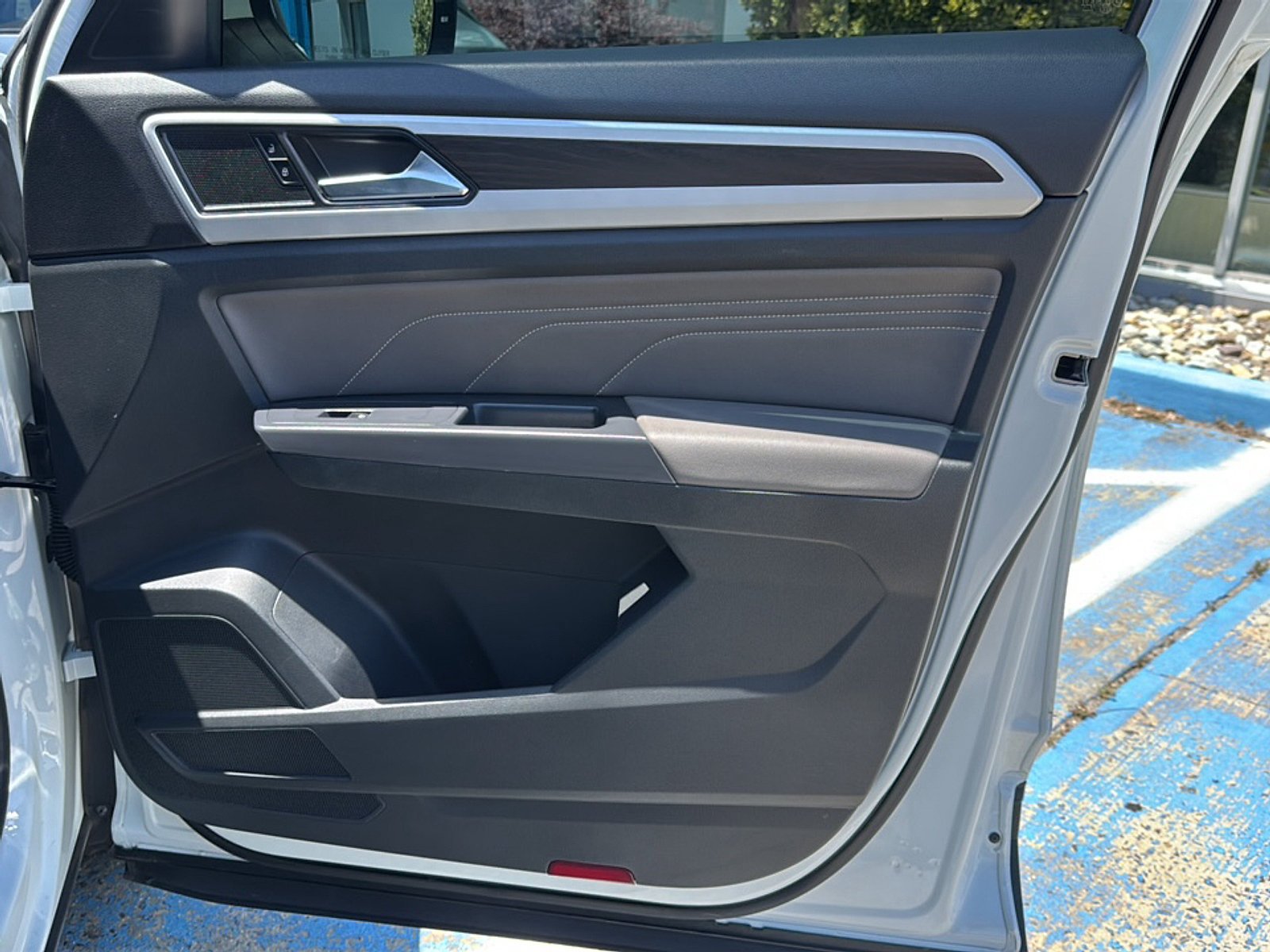 Used 2021 Volkswagen Atlas SE FWD image 18
