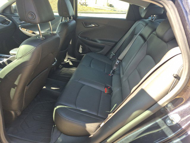 Used 2023 Chevrolet Malibu LT image 33