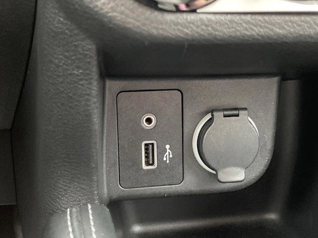 Used 2019 Nissan Kicks SR w/ SR Premium Package image 19