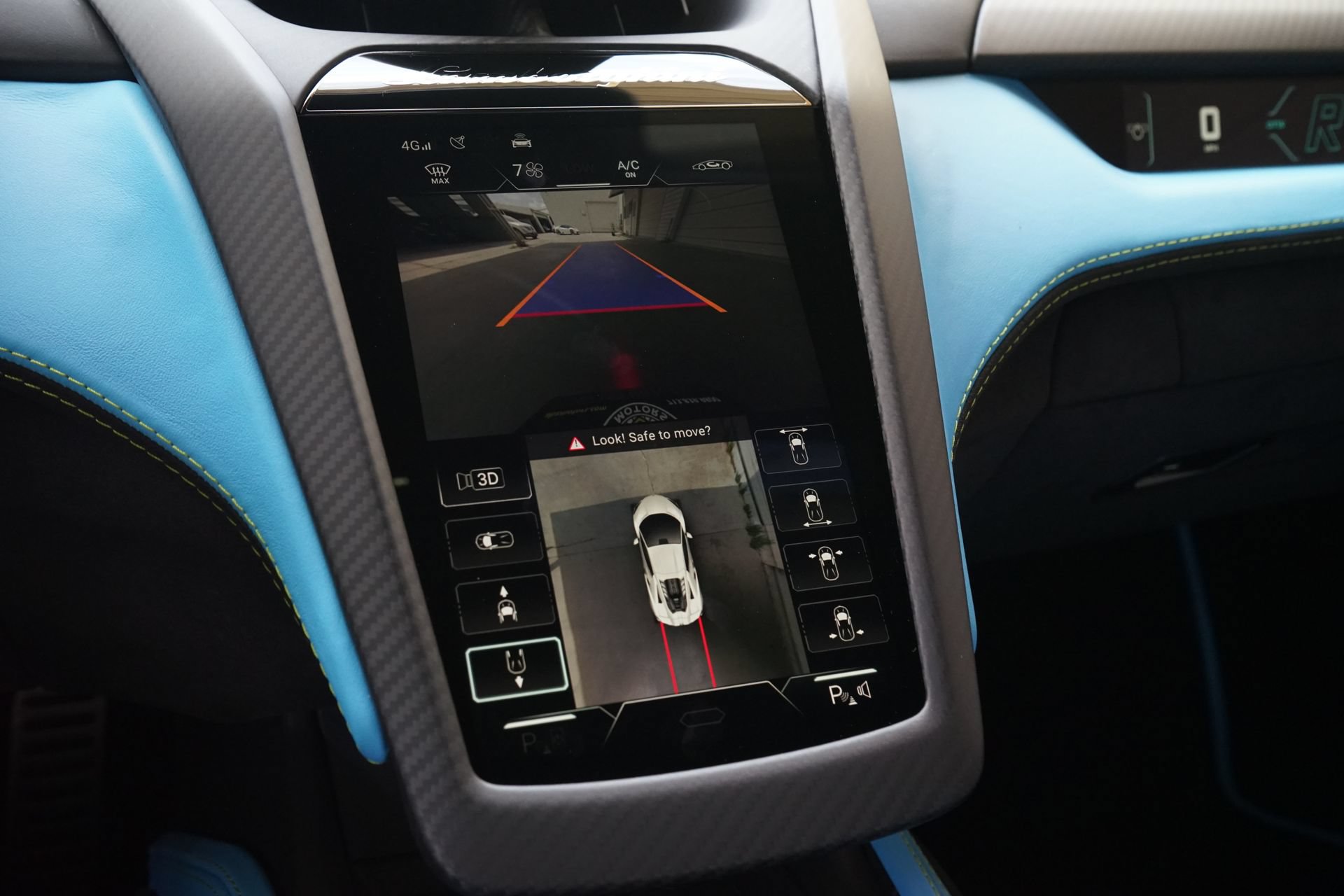 Used 2024 Lamborghini Revuelto AWD/4WD image 18