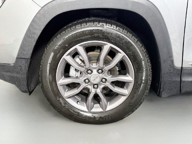 Used 2024 GMC Terrain SLT FWD image 37