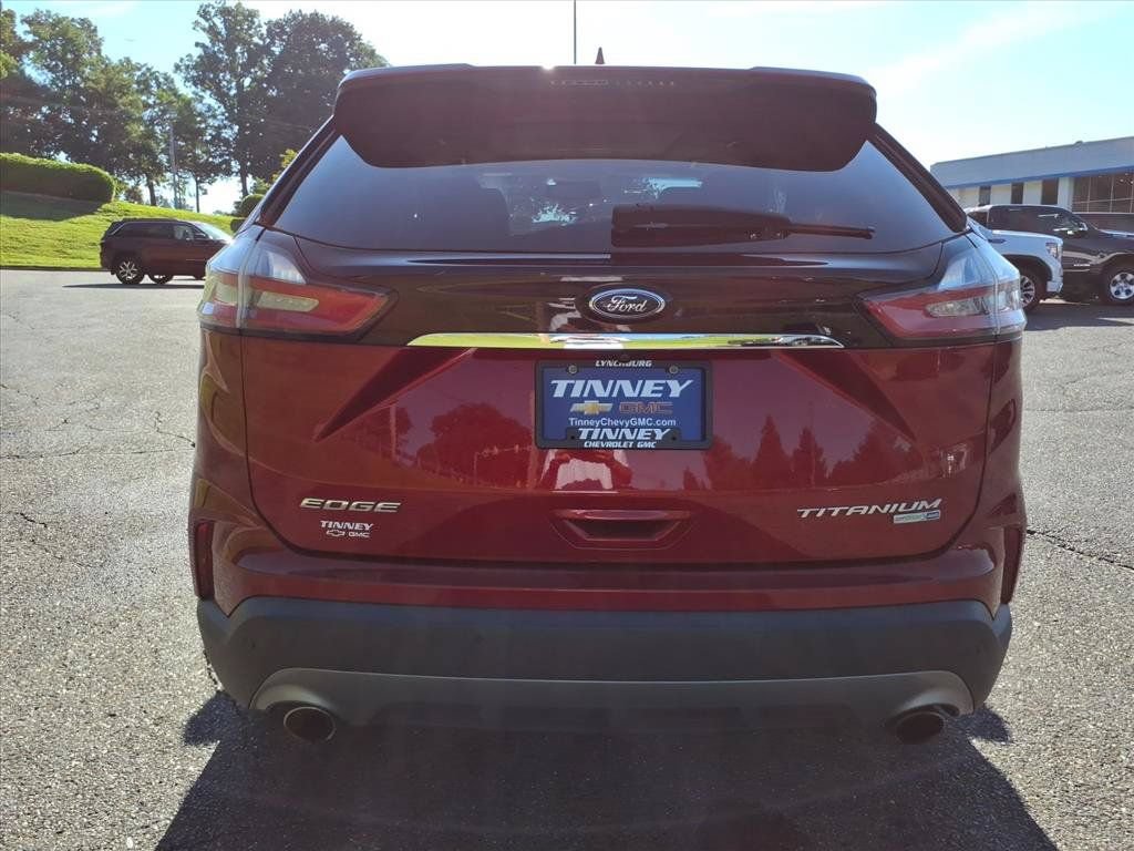 Used 2020 Ford Edge Titanium w/ Equipment Group 301A AWD/4WD image 4