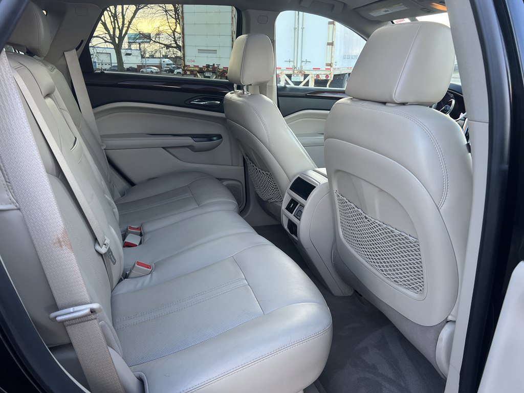 Used 2012 Cadillac SRX Luxury image 13