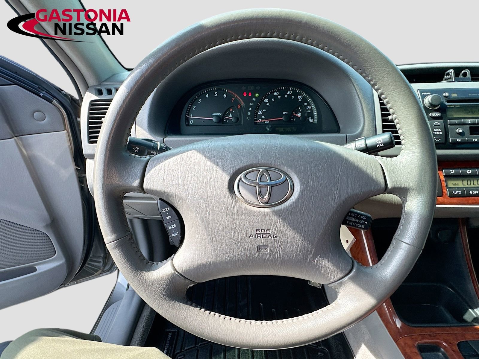 Used 2004 Toyota Camry XLE FWD image 14