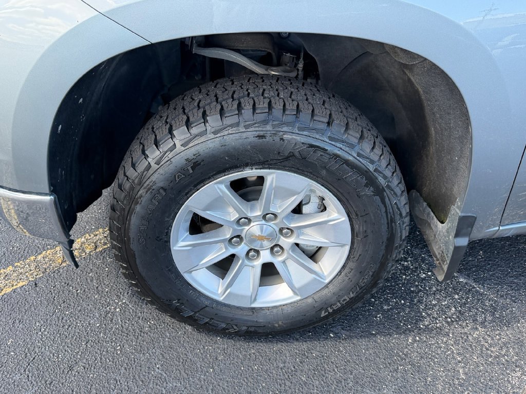 Used 2025 Chevrolet Silverado 1500 LT RWD image 18