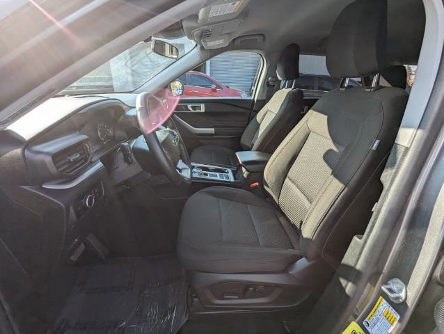 Used 2023 Ford Explorer XLT RWD image 16