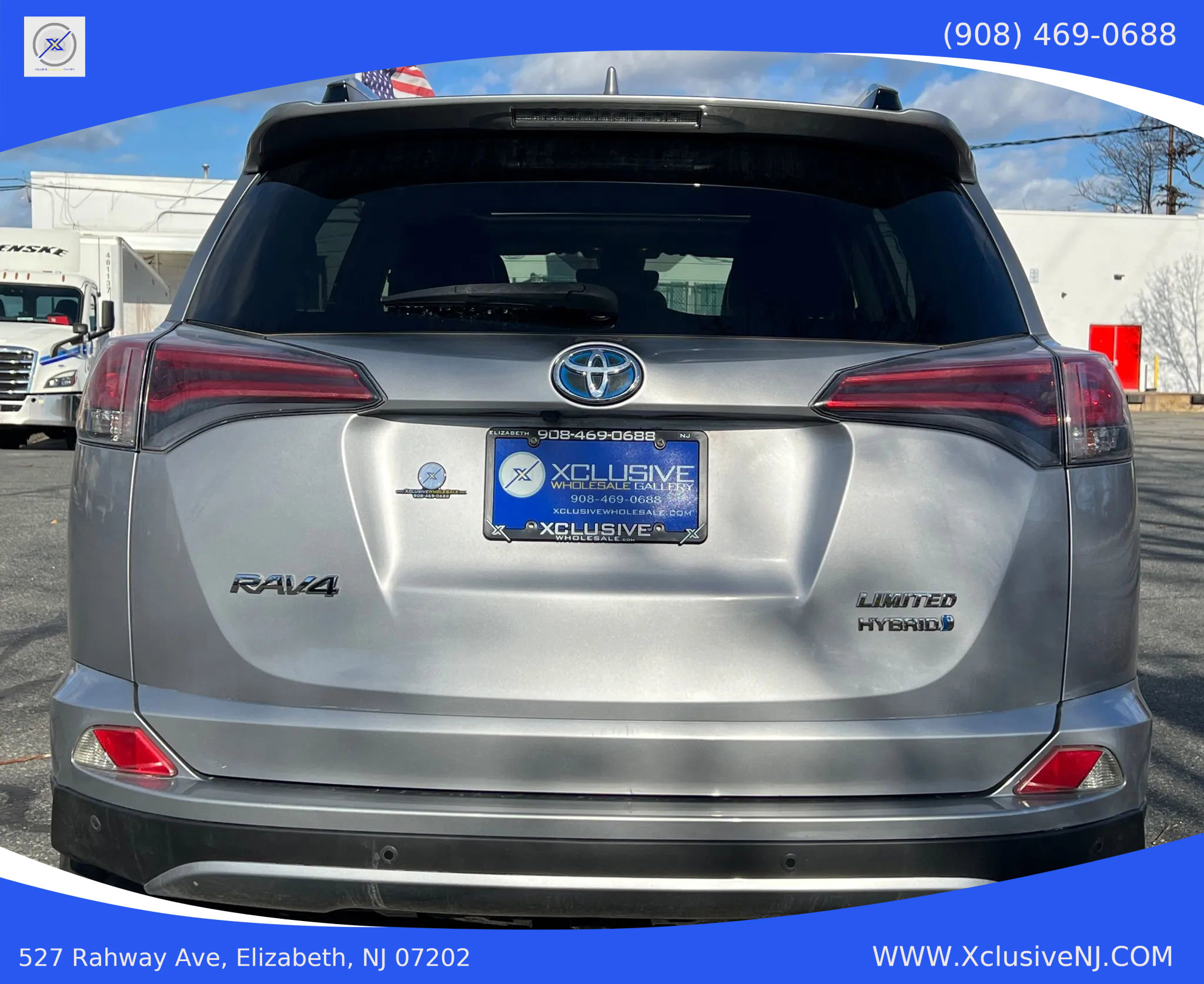 Used 2017 Toyota RAV4 Limited image 3