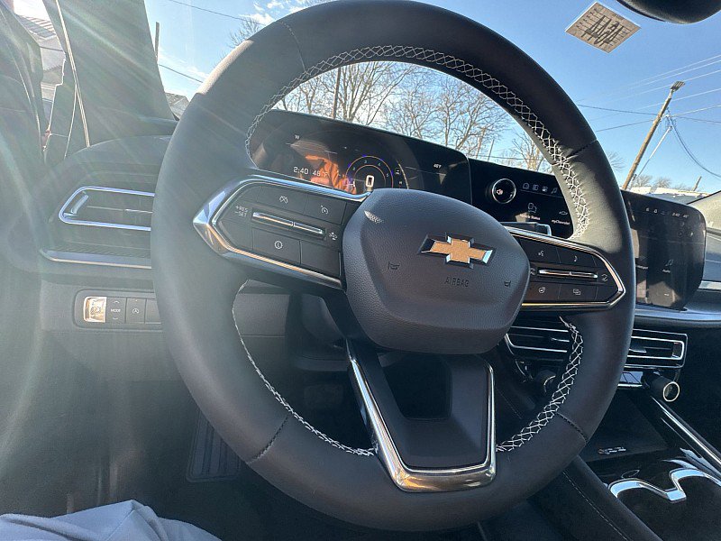 New 2026 Chevrolet Traverse LT w/ Sun and Wheel Package image 7