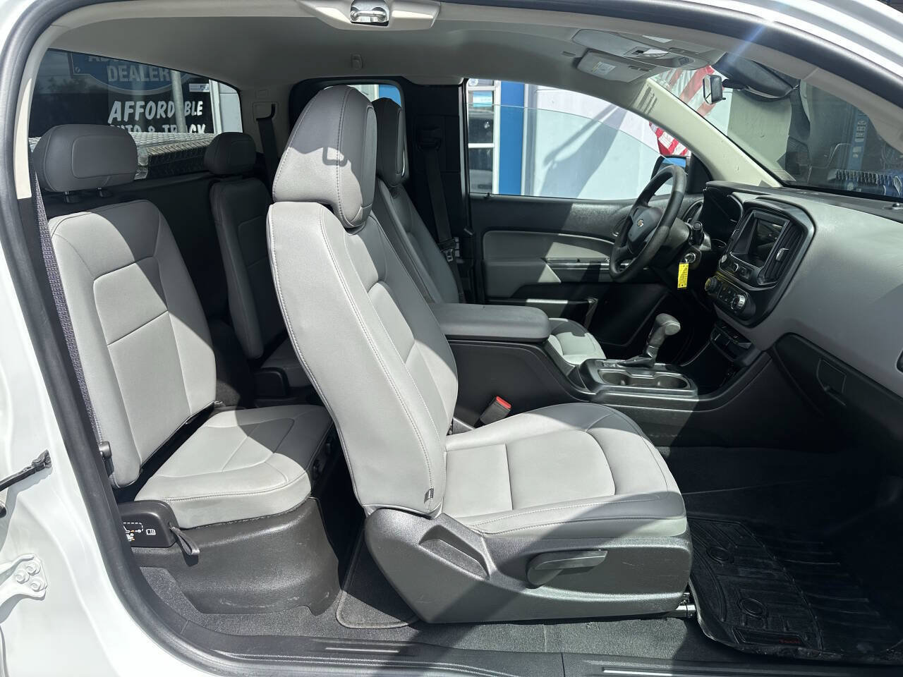 Used 2019 Chevrolet Colorado W/T RWD image 15