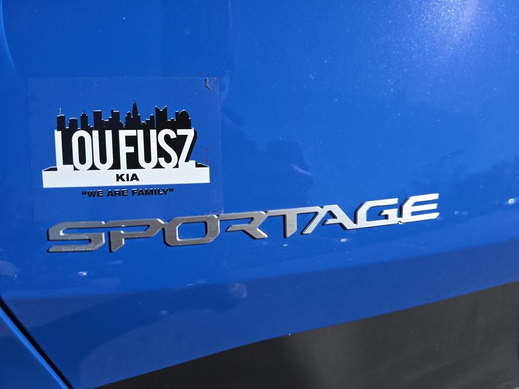 New 2026 Kia Sportage EX w/ EX Panorama Roof Package image 17