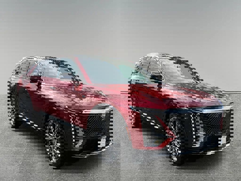 New 2024 Cadillac Lyriq Luxury image 8