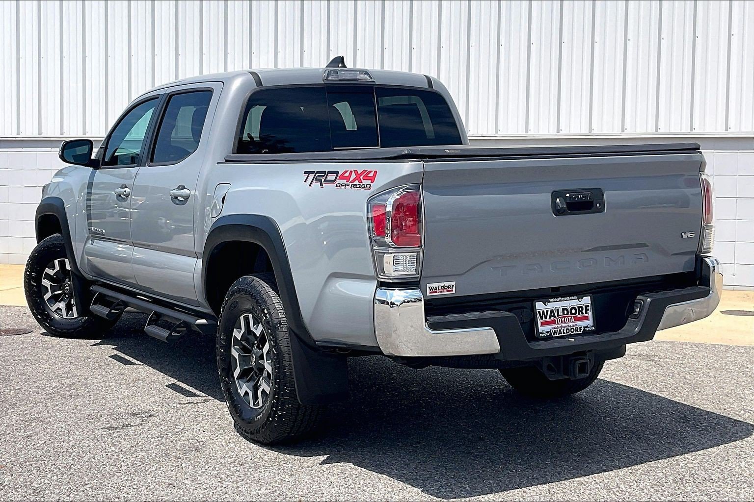 Used 2021 Toyota Tacoma TRD Off-Road AWD/4WD image 15