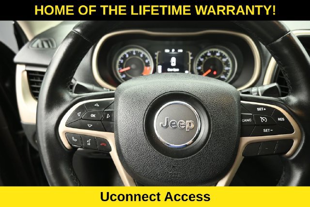 Used 2015 Jeep Cherokee Latitude w/ Comfort/Convenience Group AWD/4WD image 19