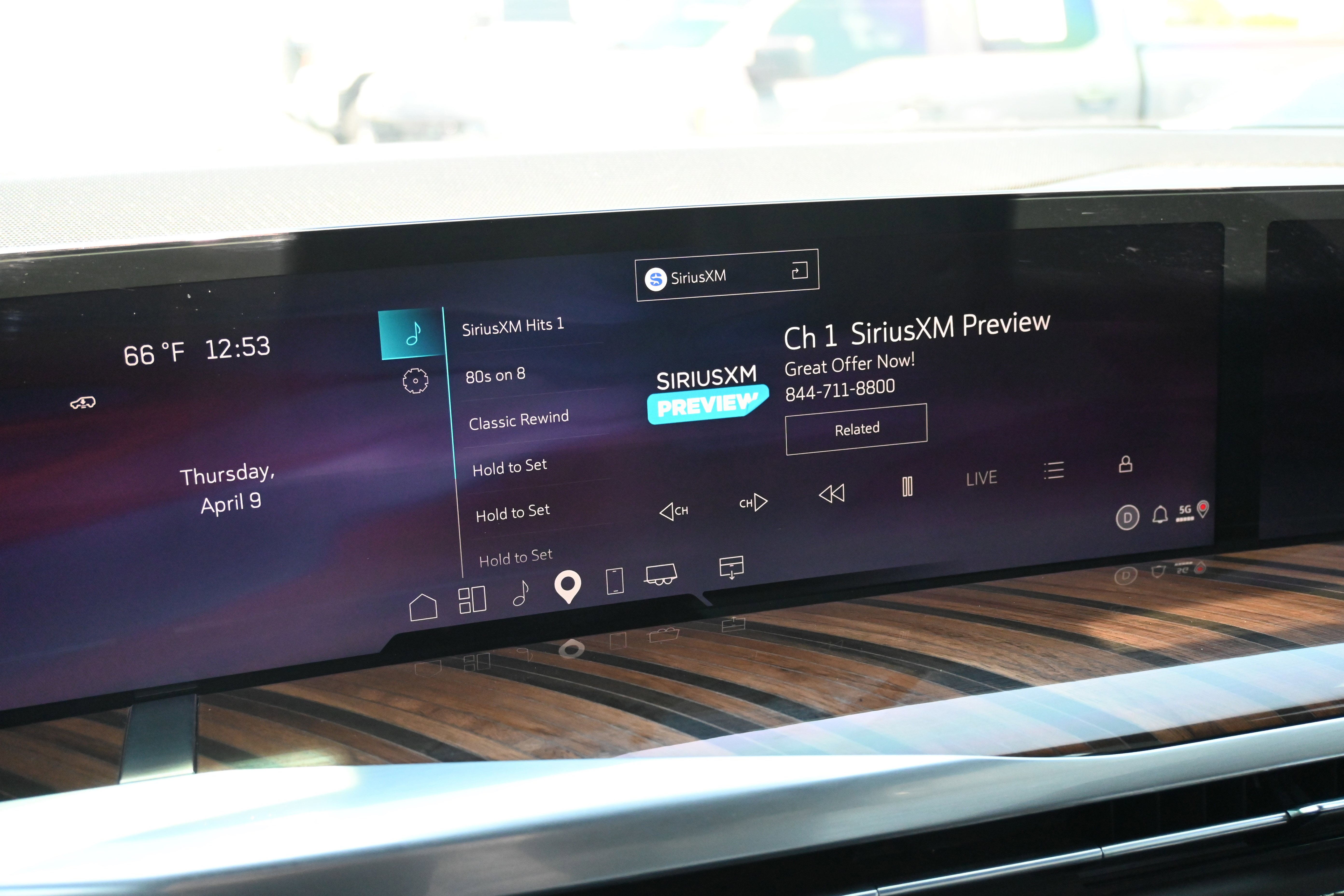 Used 2026 Cadillac Escalade Platinum Sport w/ LPO, ONYX Package image 41