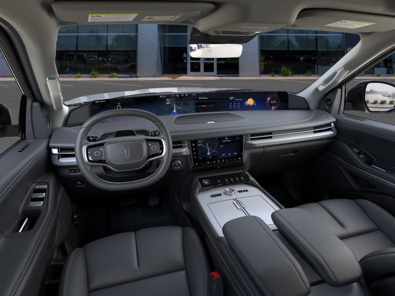New 2025 Lincoln Navigator Reserve image 9