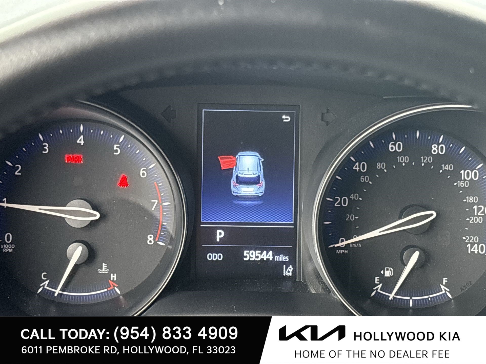 Used 2021 Toyota C-HR XLE FWD image 10