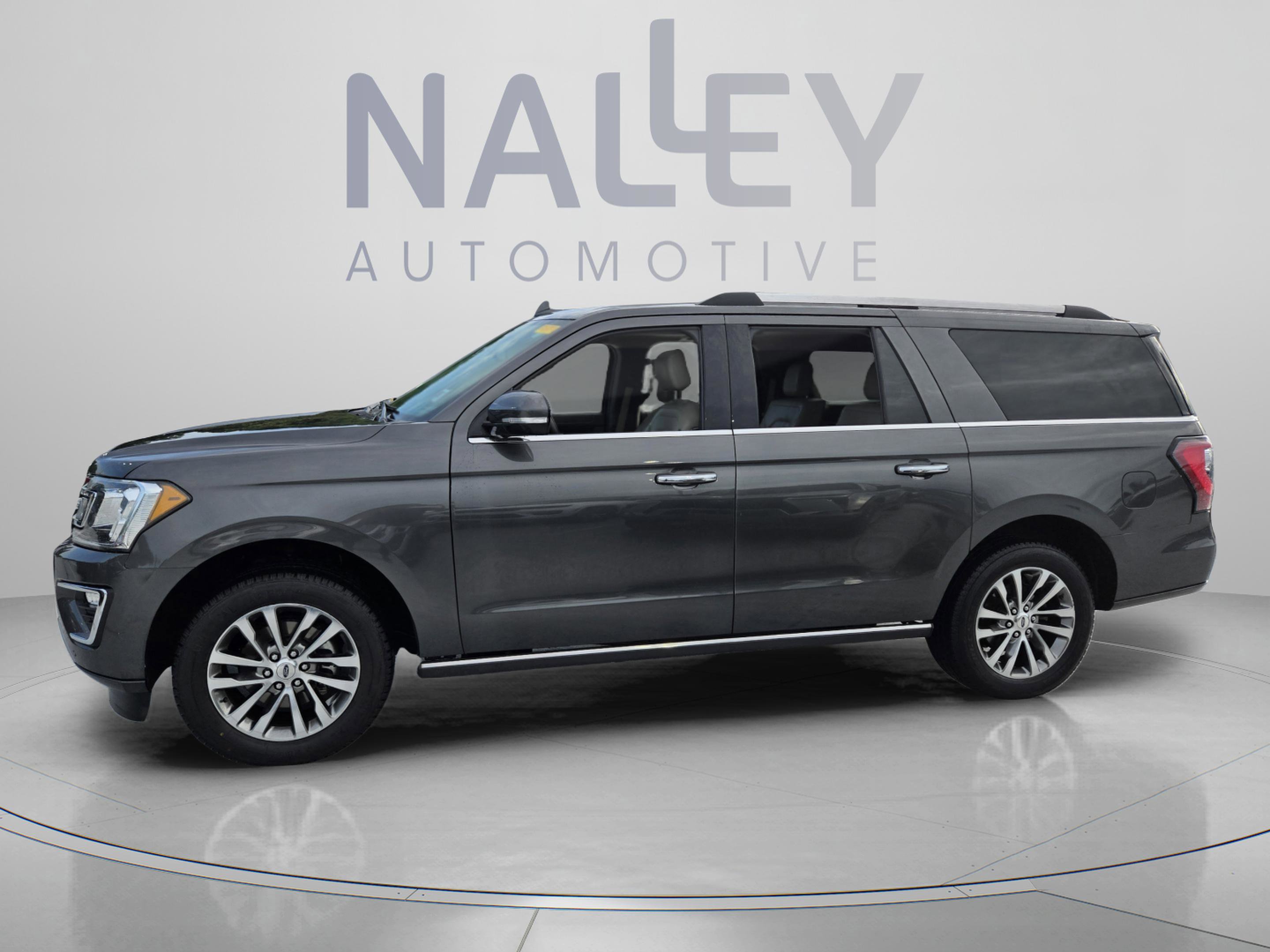 Used 2018 Ford Expedition Max Limited w/ Equipment Group 301A AWD/4WD image 2