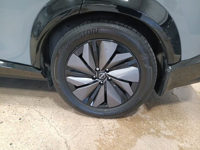 Used 2024 Nissan Ariya AWD image 36