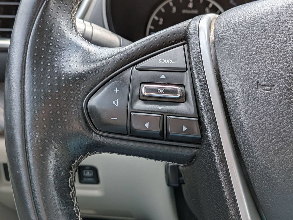 Used 2016 Nissan Maxima Platinum FWD image 14