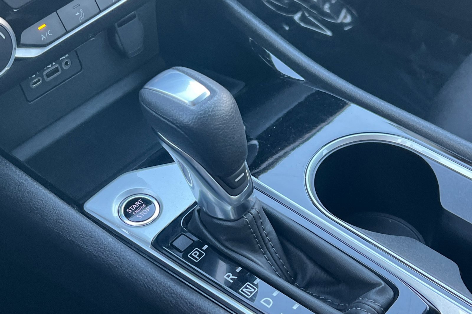 Used 2024 Nissan Altima 2.5 SV image 22