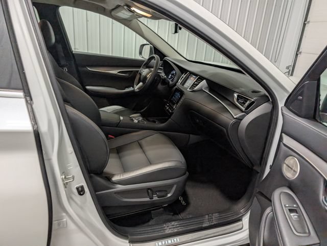 Used 2023 INFINITI QX50 Luxe AWD/4WD image 29