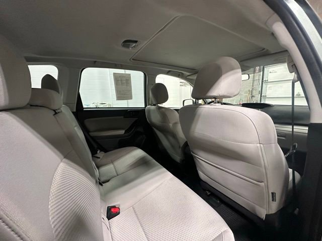 Used 2017 Subaru Forester 2.5i Premium w/ All-Weather Package image 16