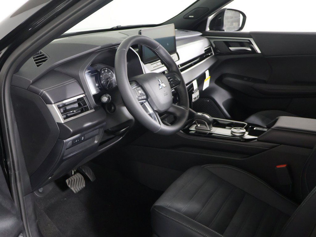 New 2027 Mitsubishi Outlander LE AWD/4WD image 23