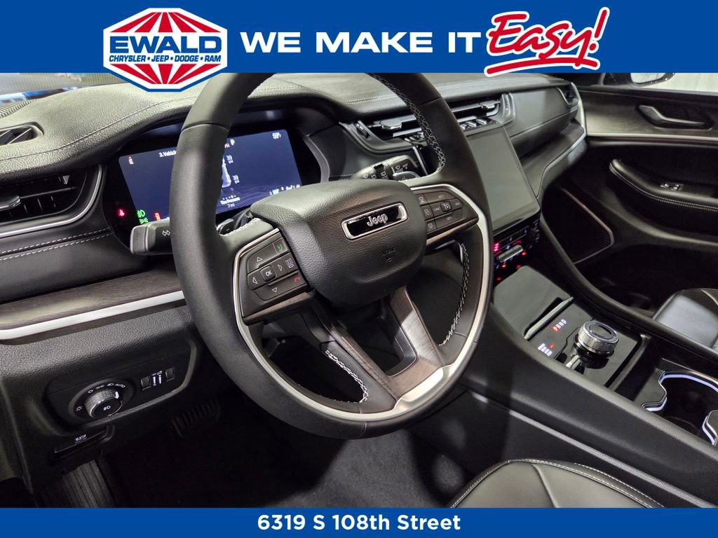 New 2025 Jeep Grand Cherokee Limited image 6