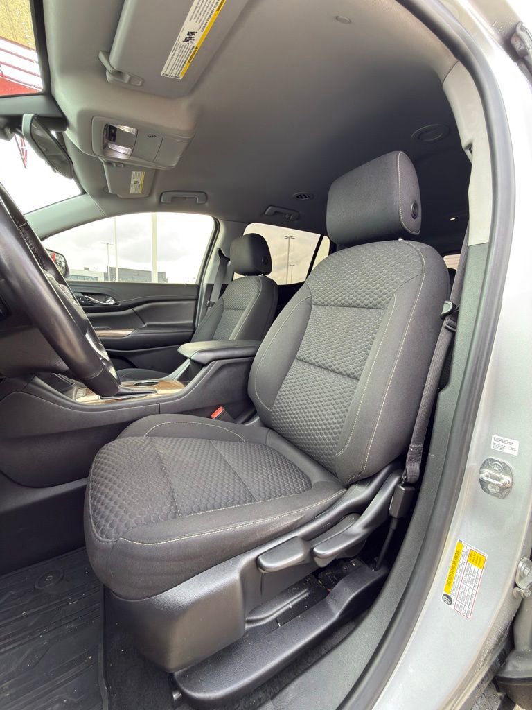 Used 2019 GMC Acadia SLE FWD image 13