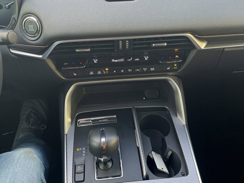 Certified 2025 MAZDA CX-90 3.3 Turbo w/ Preferred Package image 15