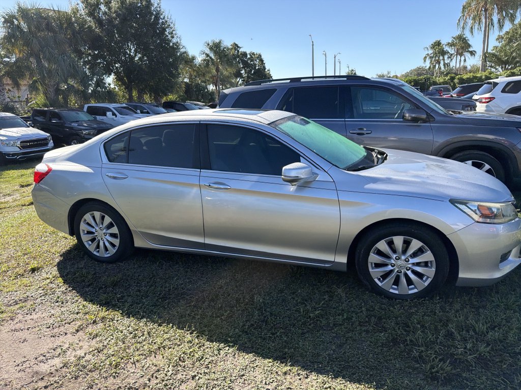 Used 2015 Honda Accord EX image 8