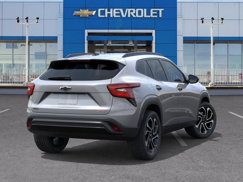 New 2026 Chevrolet Trax RS w/ Sunroof Package FWD image 4